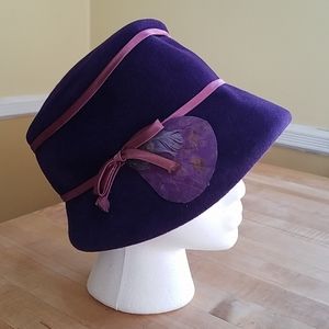 Vintage Spring ‘60s Purple Hat with Pink Trim